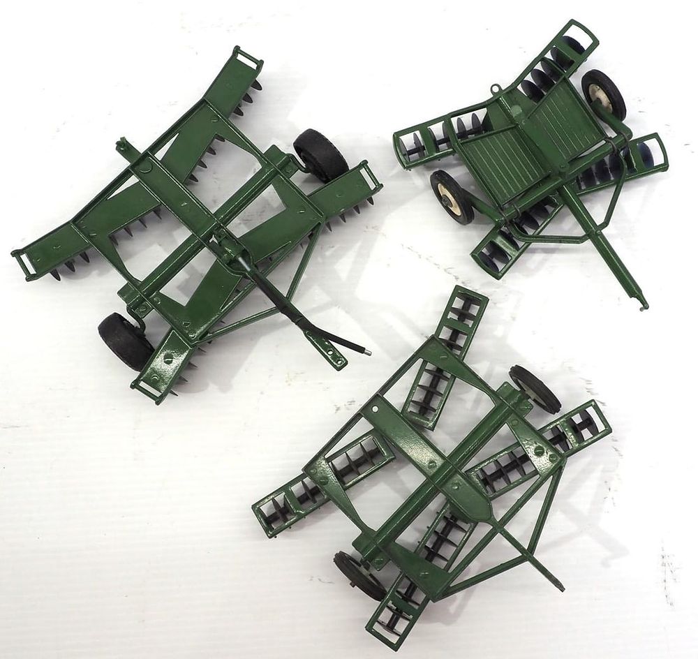 Lot 69: (3) Ertl Oliver Discs