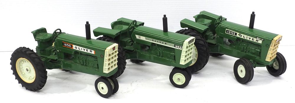 Lot 91: (3) Oliver Tractors