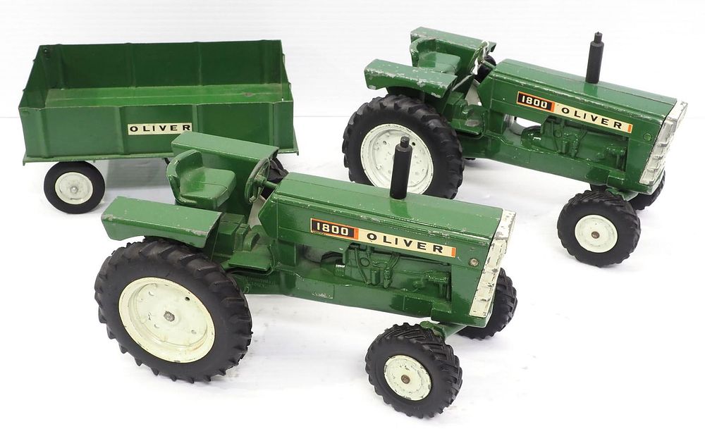 Lot 94: (2) Ertl Oliver 1800 Tractors & Oliver Wagon