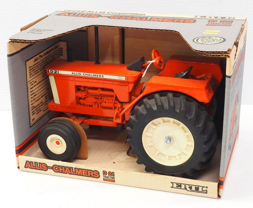 Lot 147: Ertl Allis Chalmers D21 Tractor