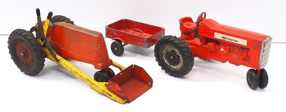 Lot 247: (2) Slik Tractors, Loader & Wagon
