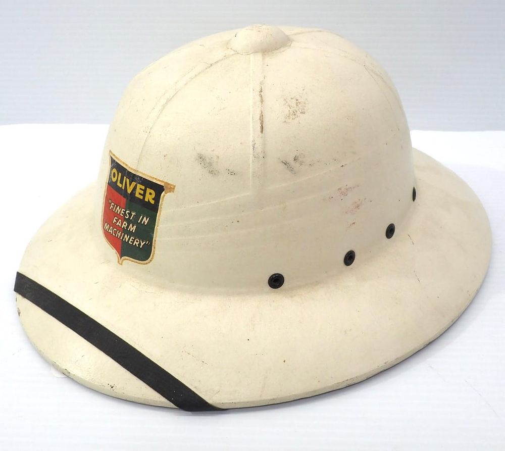 Lot 268: Oliver Pith Helmet