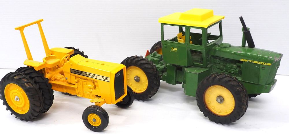 Lot 306: (2) Ertl Tractors