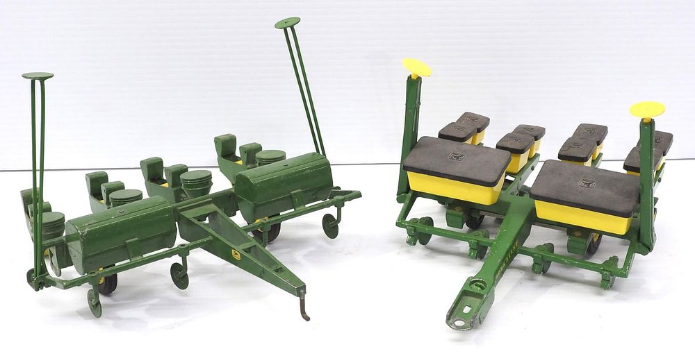 Lot 319: (2) Ertl John Deere 4-Row Planters