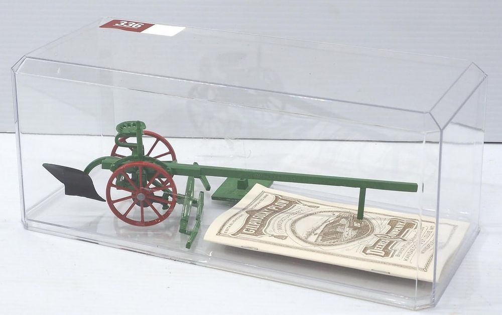 Lot 336: John Deere Sulky Plow