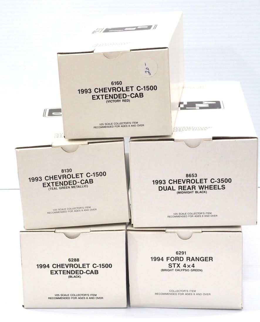 Lot 365: (5) Ertl AMT Promo Trucks