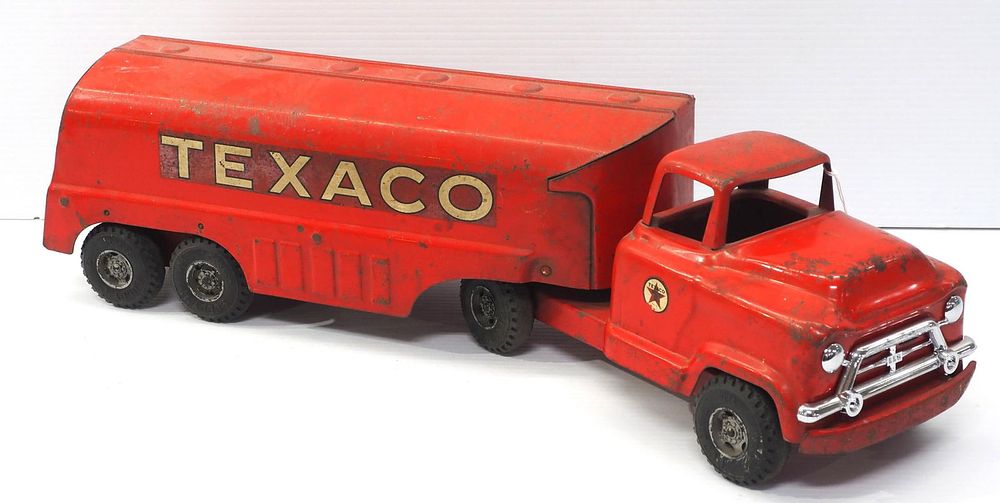Lot 387: Buddy L Texaco Tanker