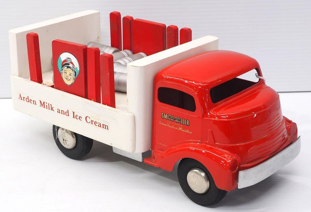 Lot 423: Smith Miller Arden Milk & Ice Cream Truck