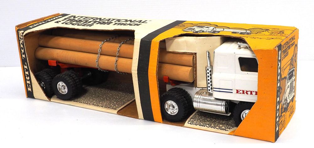 Lot 163: Ertl International Transtar truck and logger