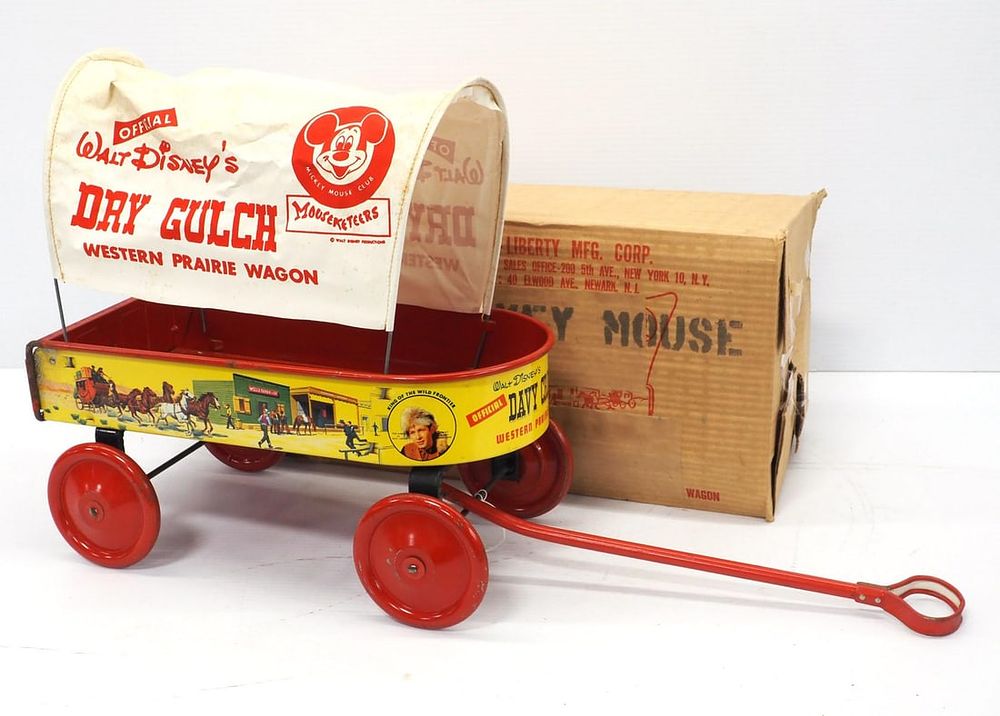 Lot 307: Walt Disney Davy Crockett tin wagon