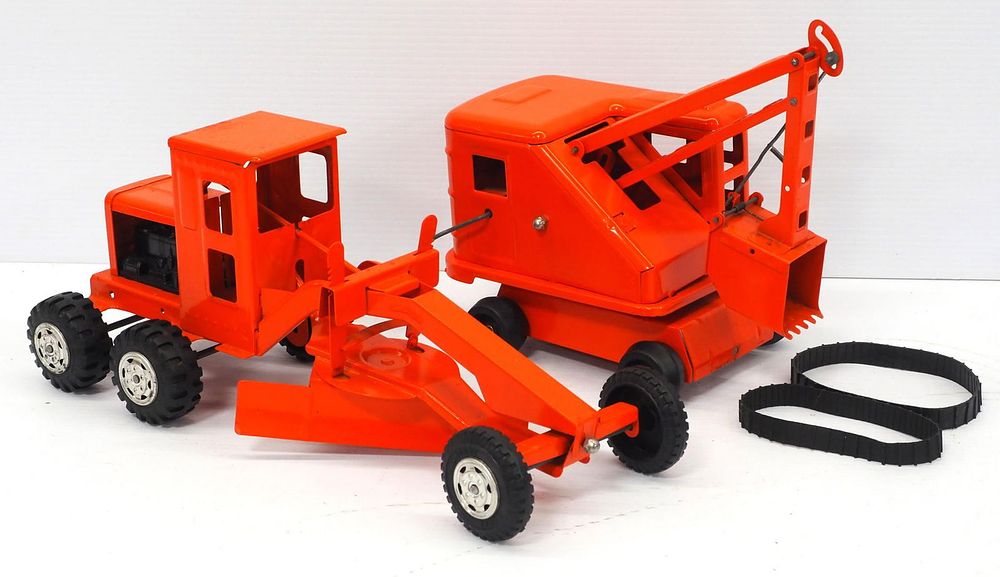 Lot 359: Marx Road Grader and Power Shovel