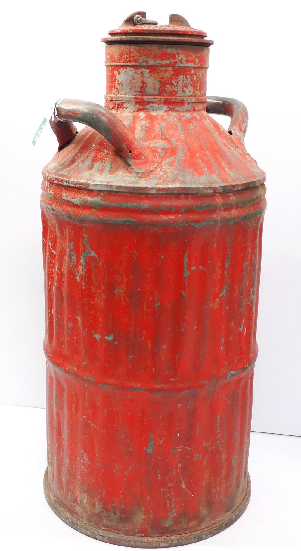Lot 146: Columbian Screw Top Lube Oil Can