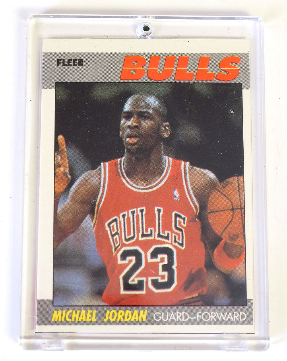 Lot 70: 1987-88 Fleer Michael Jordan Card #59