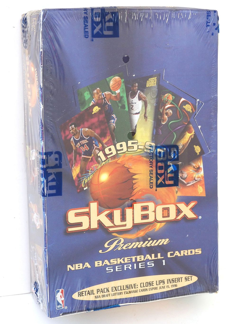 Lot 77: 1995-96 SkyBox Premium NBA Basketball Series 1 Box