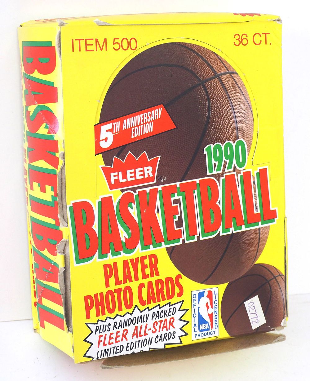 Lot 122: 1990 Fleer Basketball Sales Box