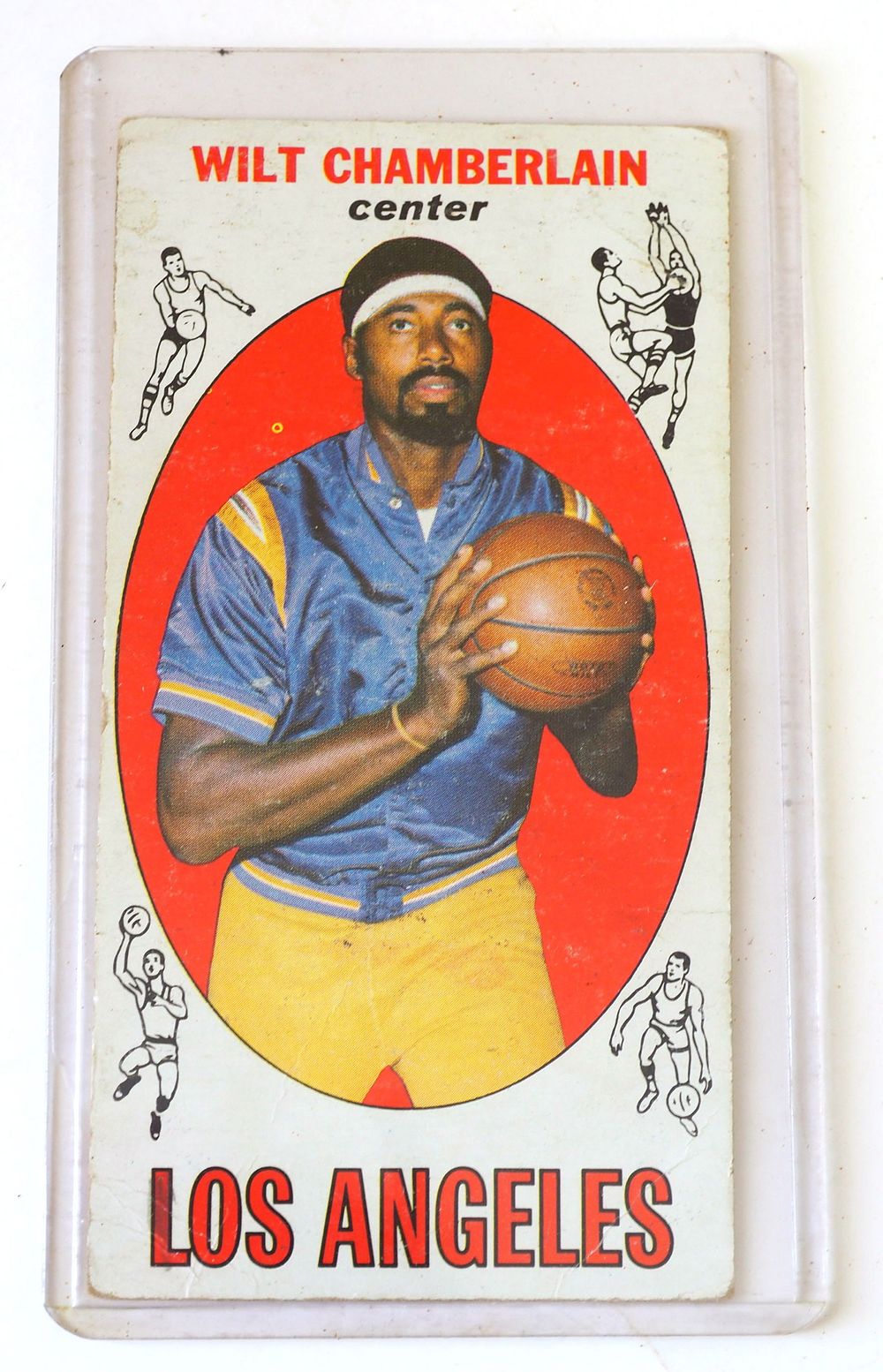 Lot 154: 1969-70 Topps Wilt Chamberlain Card #1