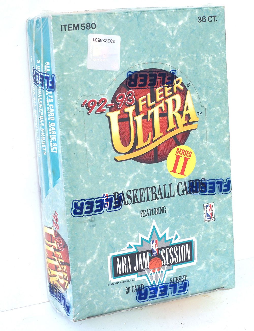 Lot 162: 1992-93 Fleer Ultra Basketball Series II Hobby Box