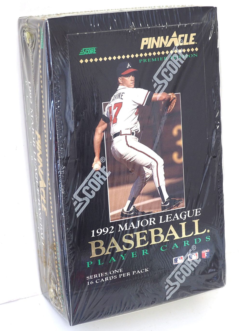Lot 219: 1992 Score Pinnacle Major League Baseball Series 1 Hobby Box