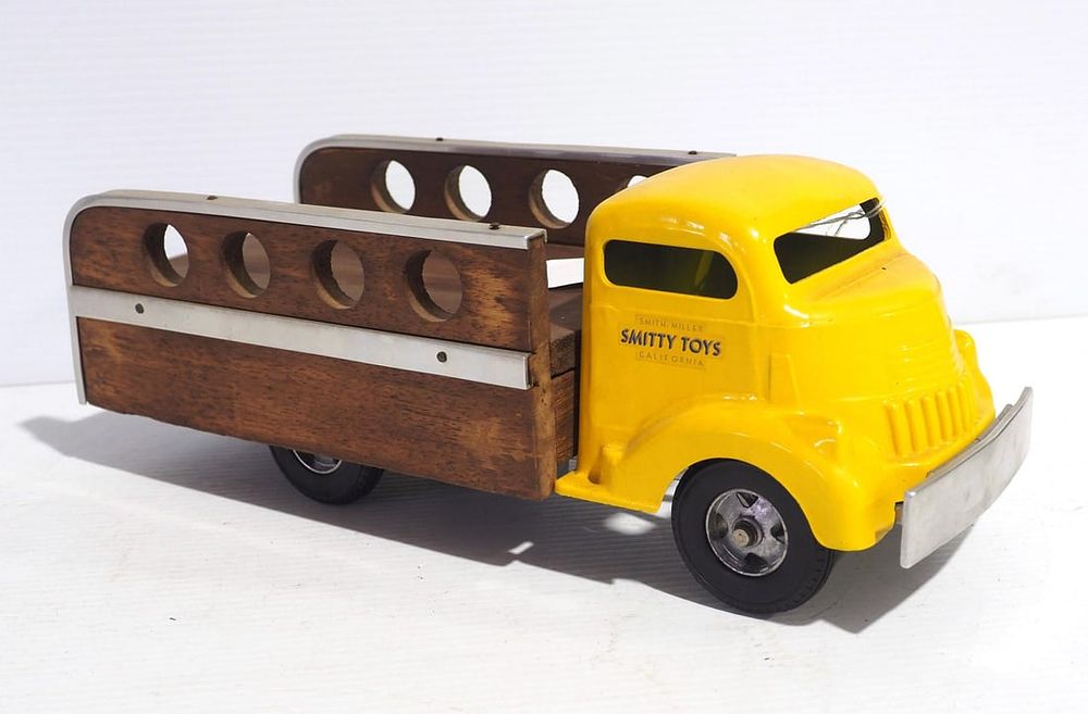 Lot 14: Smith Miller Smitty Toys truck