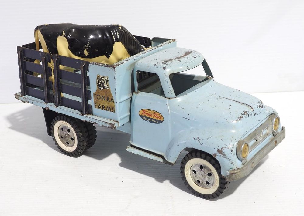 Lot 70: Tonka Farms cattle hauler truck