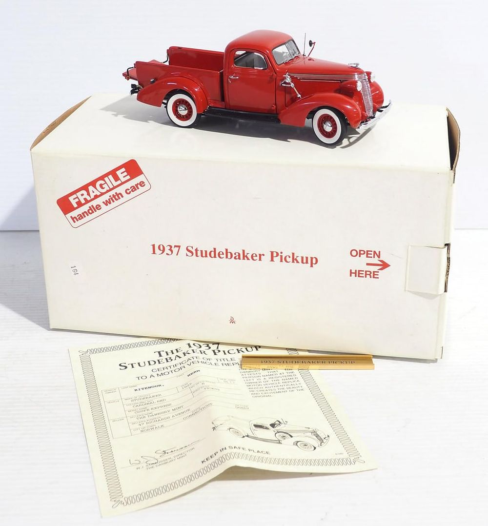 Lot 261: Danbury Mint 1937 Studebaker Pickup