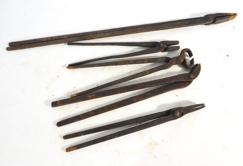 Lot 1014: Lot of blacksmith tools