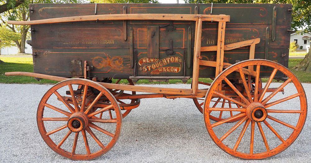 Lot 1140: Horse-drawn wooden wheel box wagon