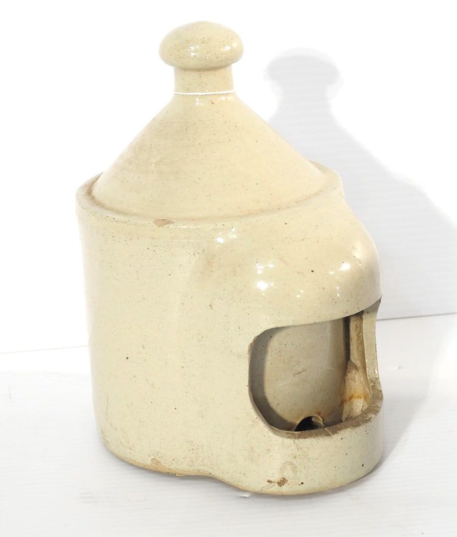 Lot 10: Crock poultry waterer