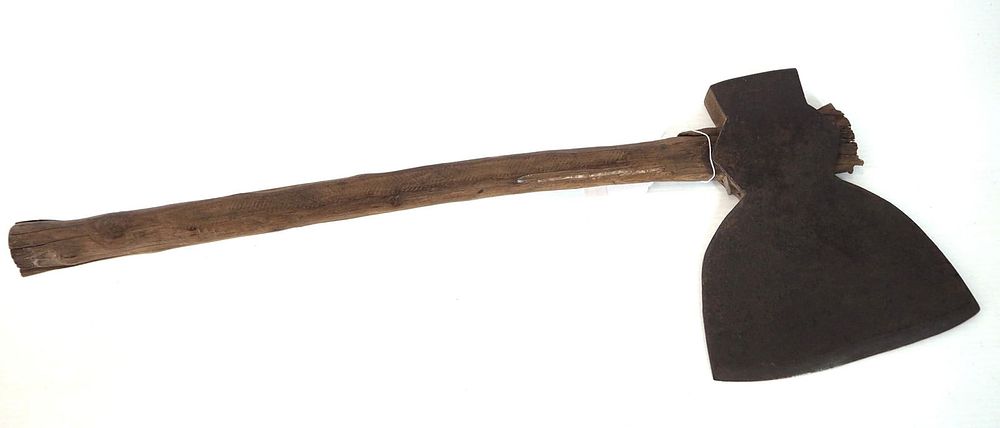 Lot 318: Hund steel war broad axe