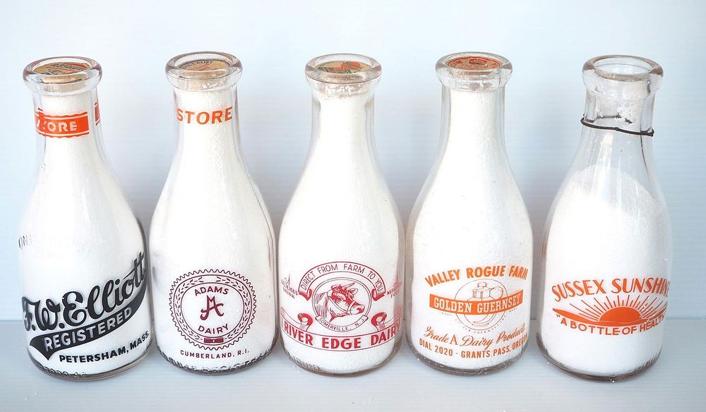 Lot 641: (5) 1 quart milk bottles