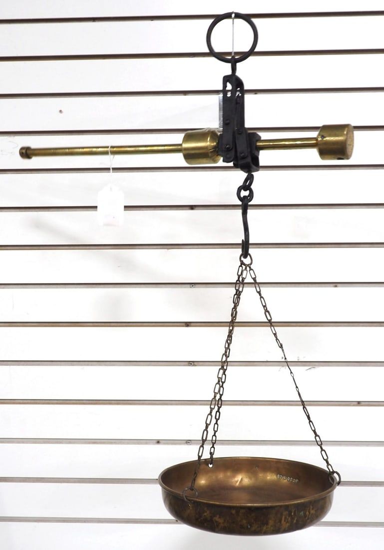 Lot 2043: Hanging brass scale with tray