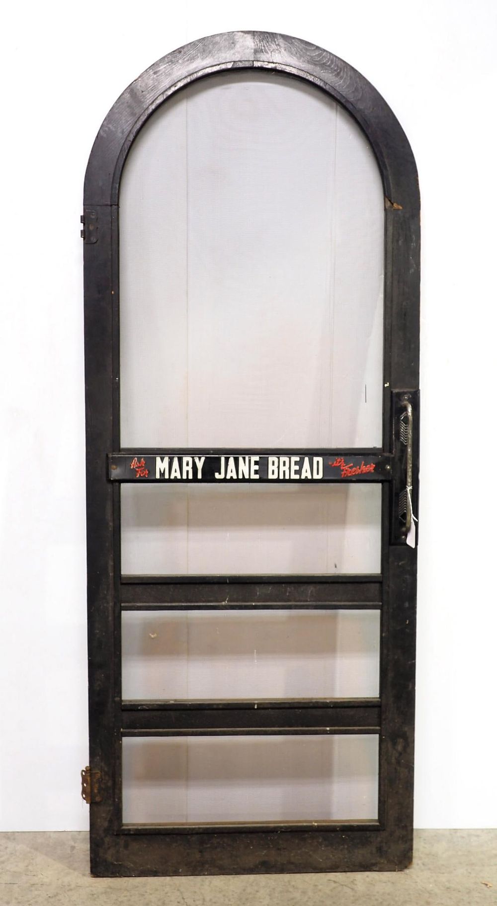 Lot 2123: Mary Jane Bread screen door