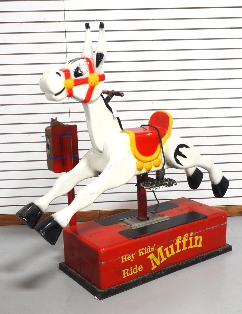 Lot 2170: Coin-op "Muffin" kids ride horse