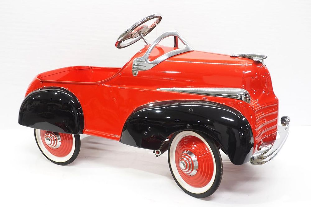 Lot 2222: Steelcraft Chrysler pedal car