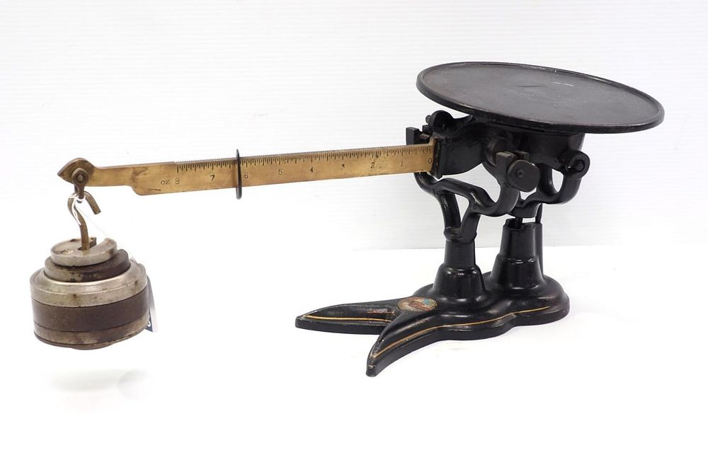Lot 2393: Cast iron and brass Fairbanks scale