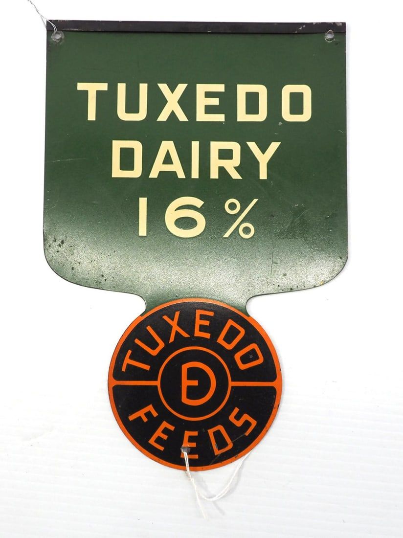 Lot 1037: Tuxedo Dairy 16% sign