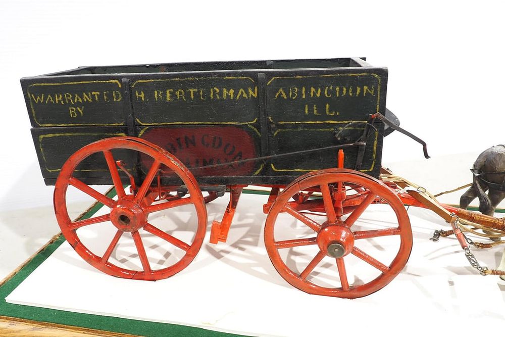 Lot 1137: Salesman sample Climax box wagon