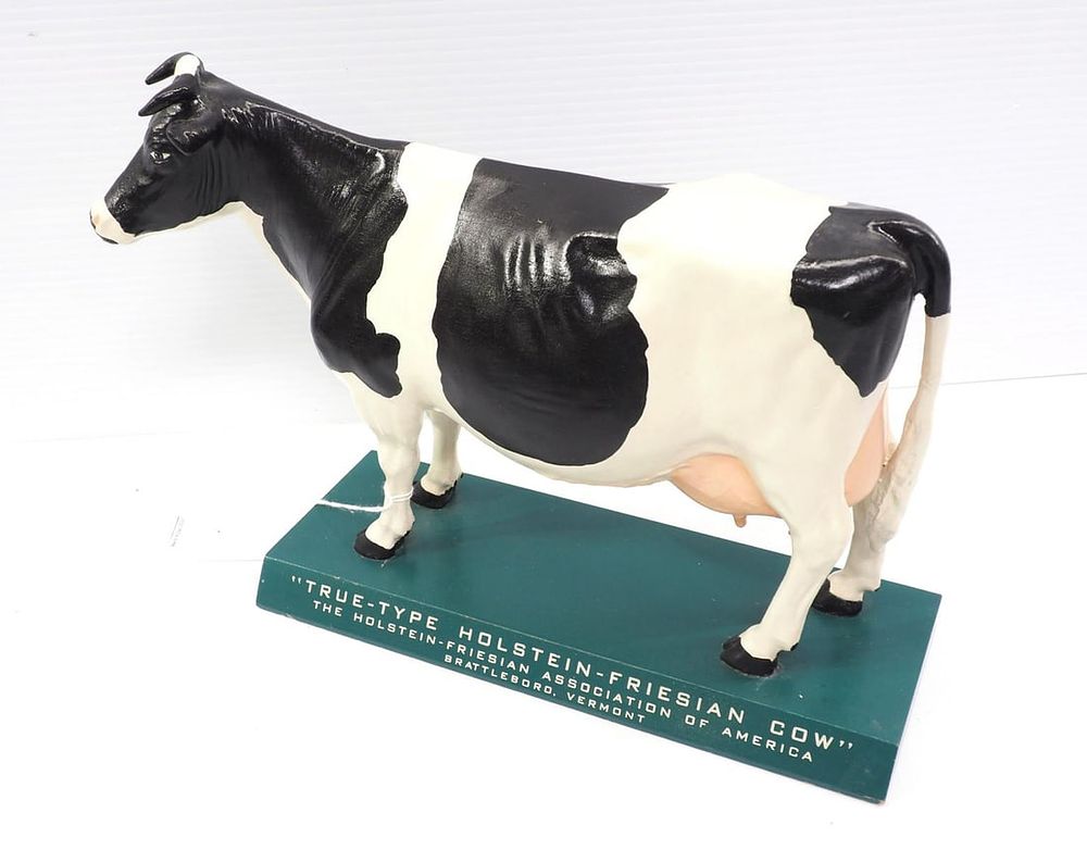 Lot 1225: True Type Holstein Friesian cow