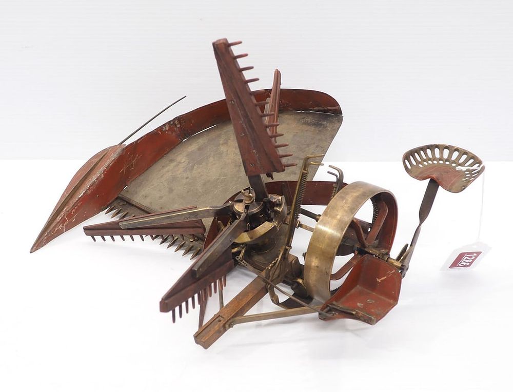 Lot 1286: Salesman sample horse-drawn grain binder