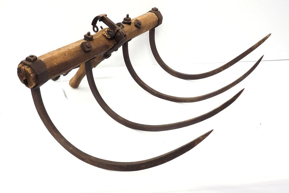Lot 1508: 4-prong 1-horse hay fork