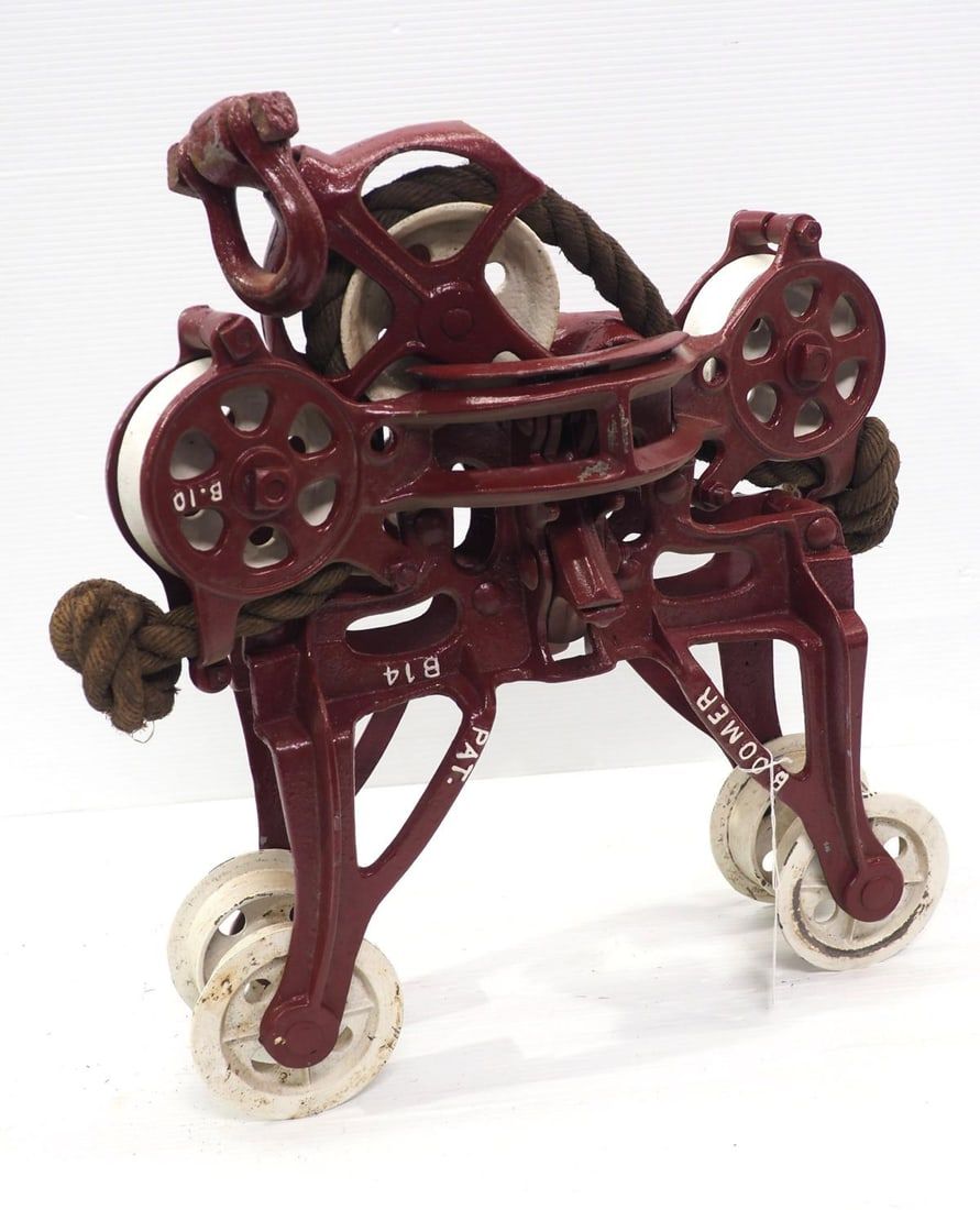 Lot 1651: Boomer wood beam hay car