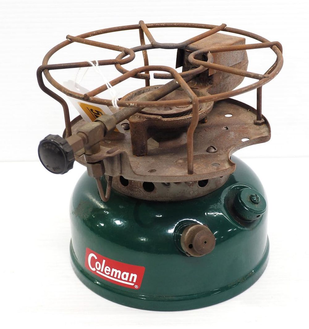Lot 528: Coleman 500 Stove 6/59