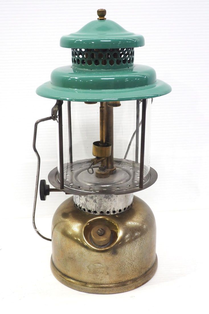 Lot 567: Coleman Model unknown