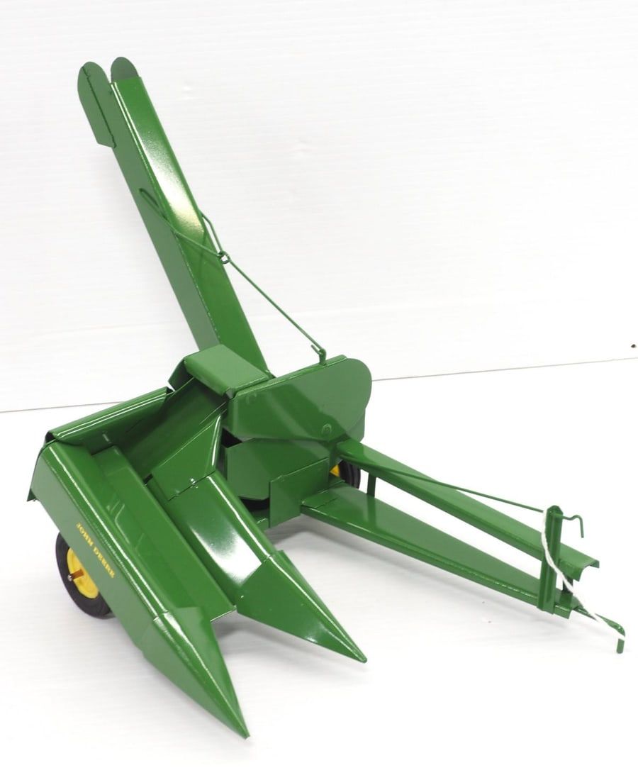 Lot 96: Custom John Deere Pull-Behind 1-Row Picker