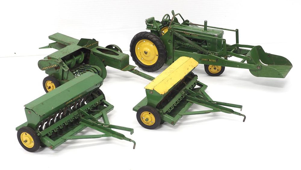 Lot 139: John Deere Tractor with Implements
