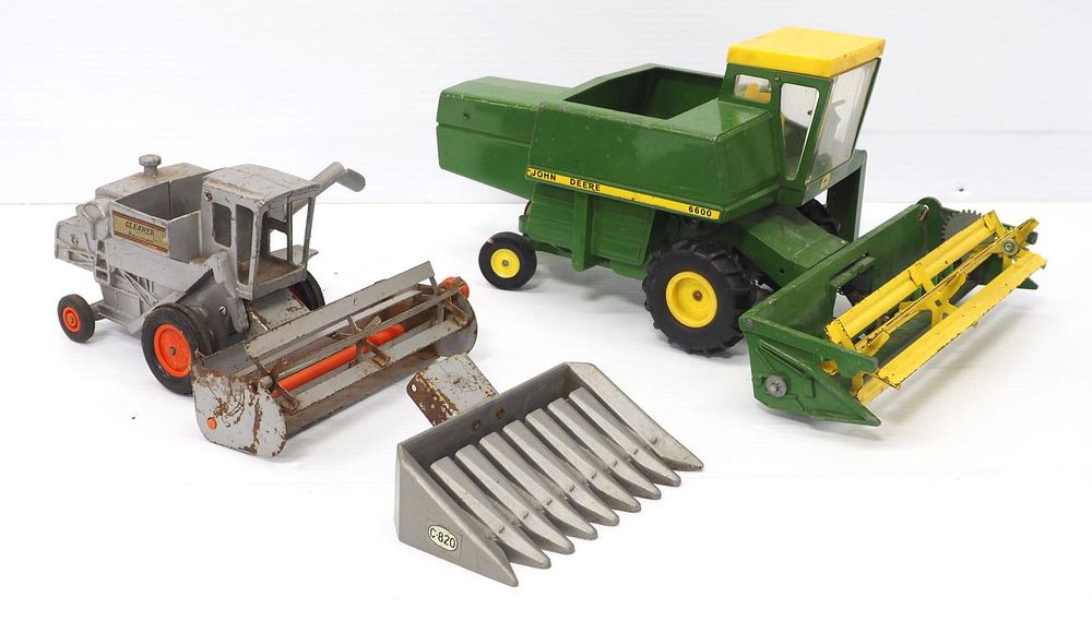 Lot 146: (2) Combines