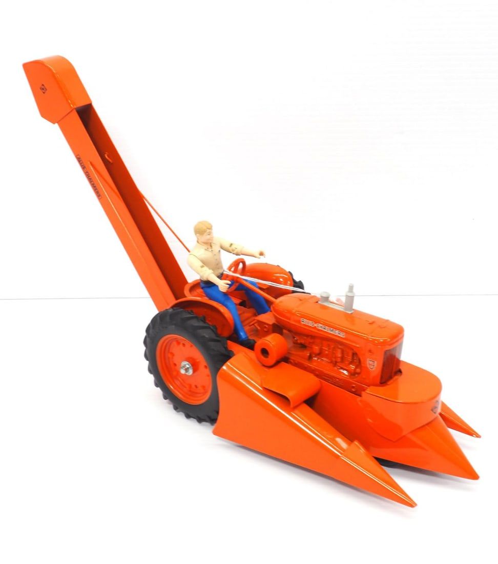 Lot 163: Custom Allis Chalmers WD 45 Tractor