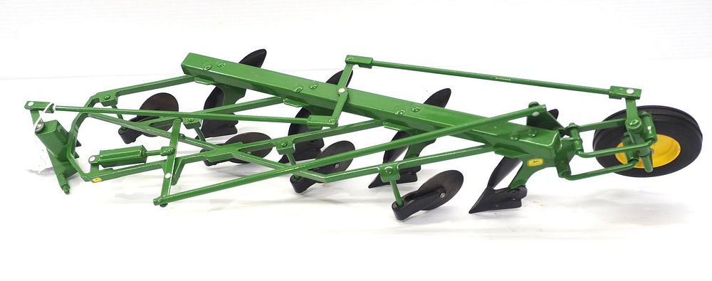Lot 180D: Scale Models John Deere 4-Bottom Plow