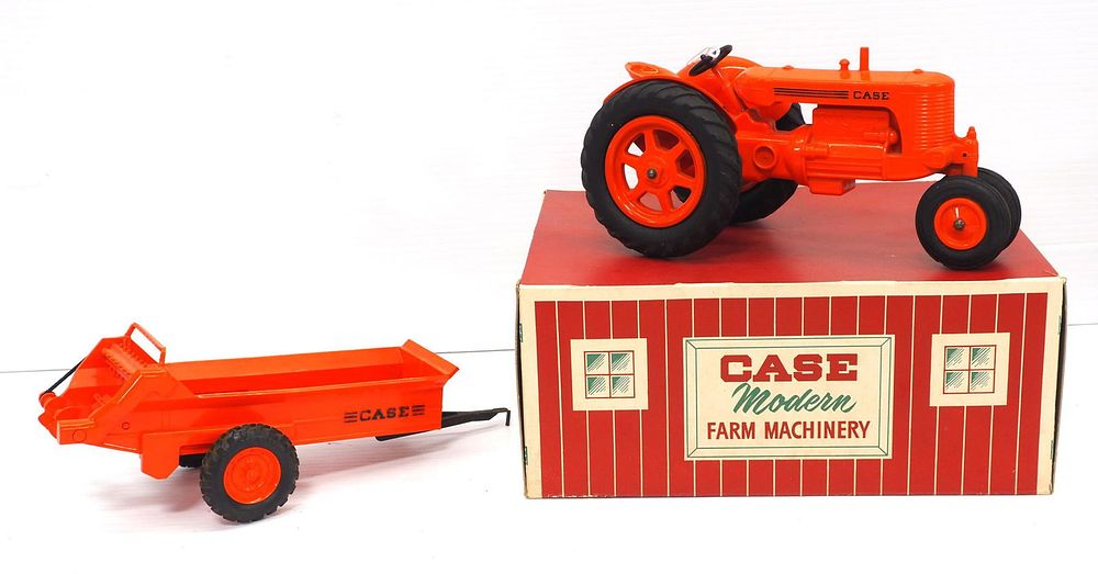 Lot 190: Case Tractor, Manure Spreader and box!