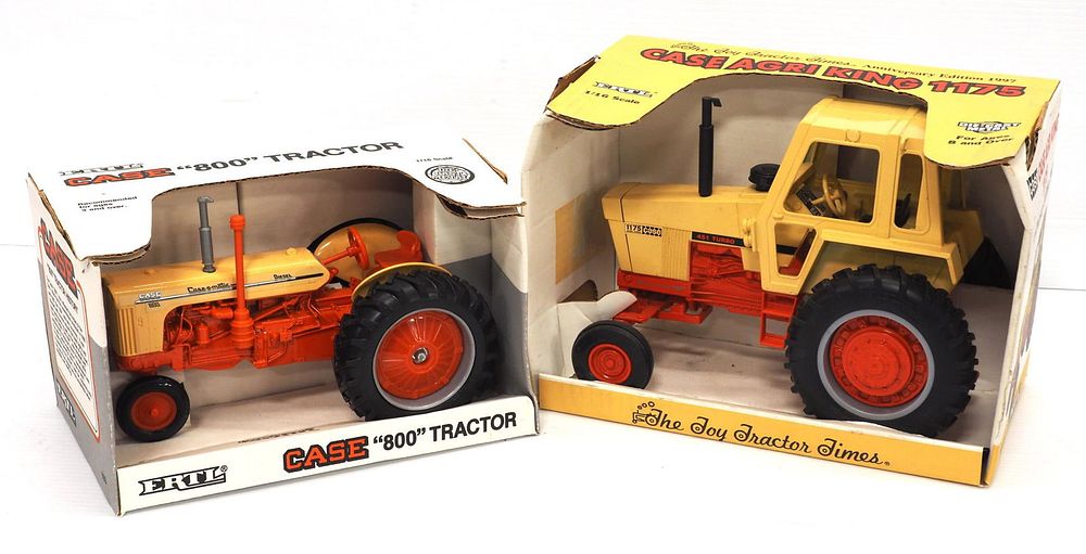 Lot 224: (2) Ertl Case Tractors